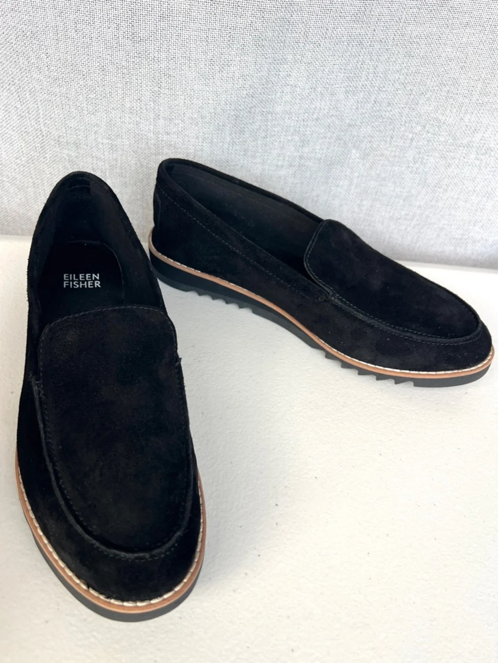 EILEEN FISHER suede flats black size 8,5
